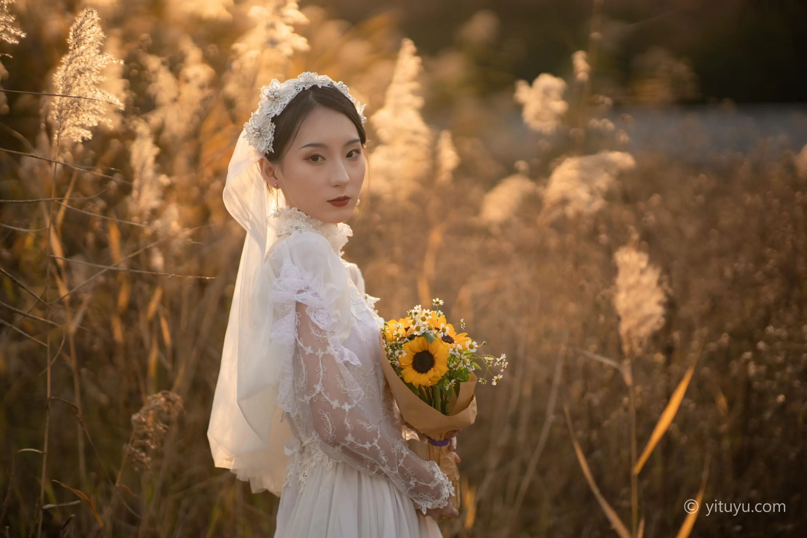 [YITUYU艺图语]2021.05.09 待嫁 心雅 [31P]插图1